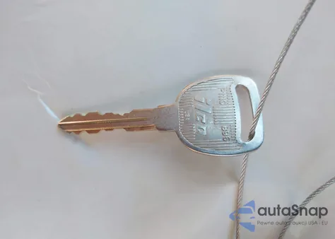 2003 Chevrolet Tahoe Lt from USA, damaged, VIN 1GNEC13Z73R298437